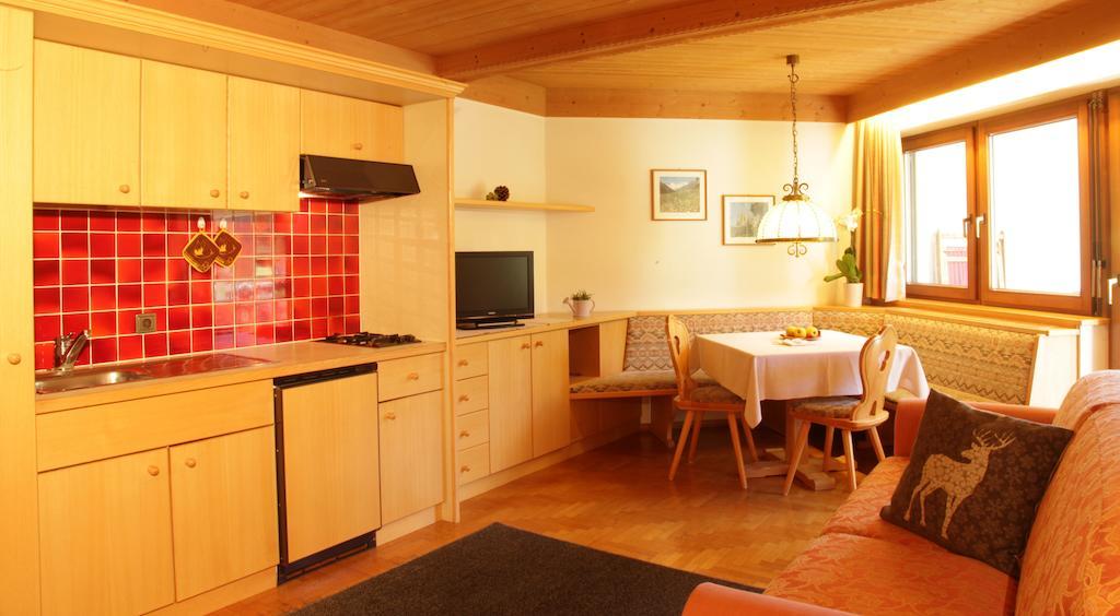Residence Belavista Corvara In Badia Esterno foto